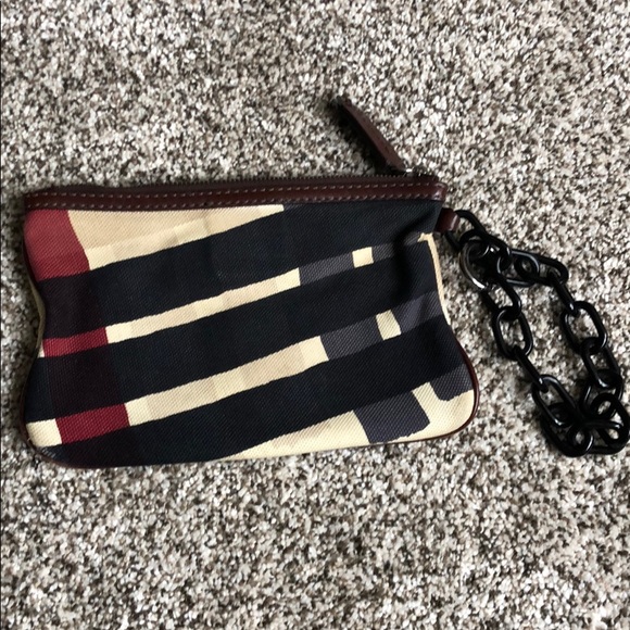 Burberry wristlet - Picture 3 of 9